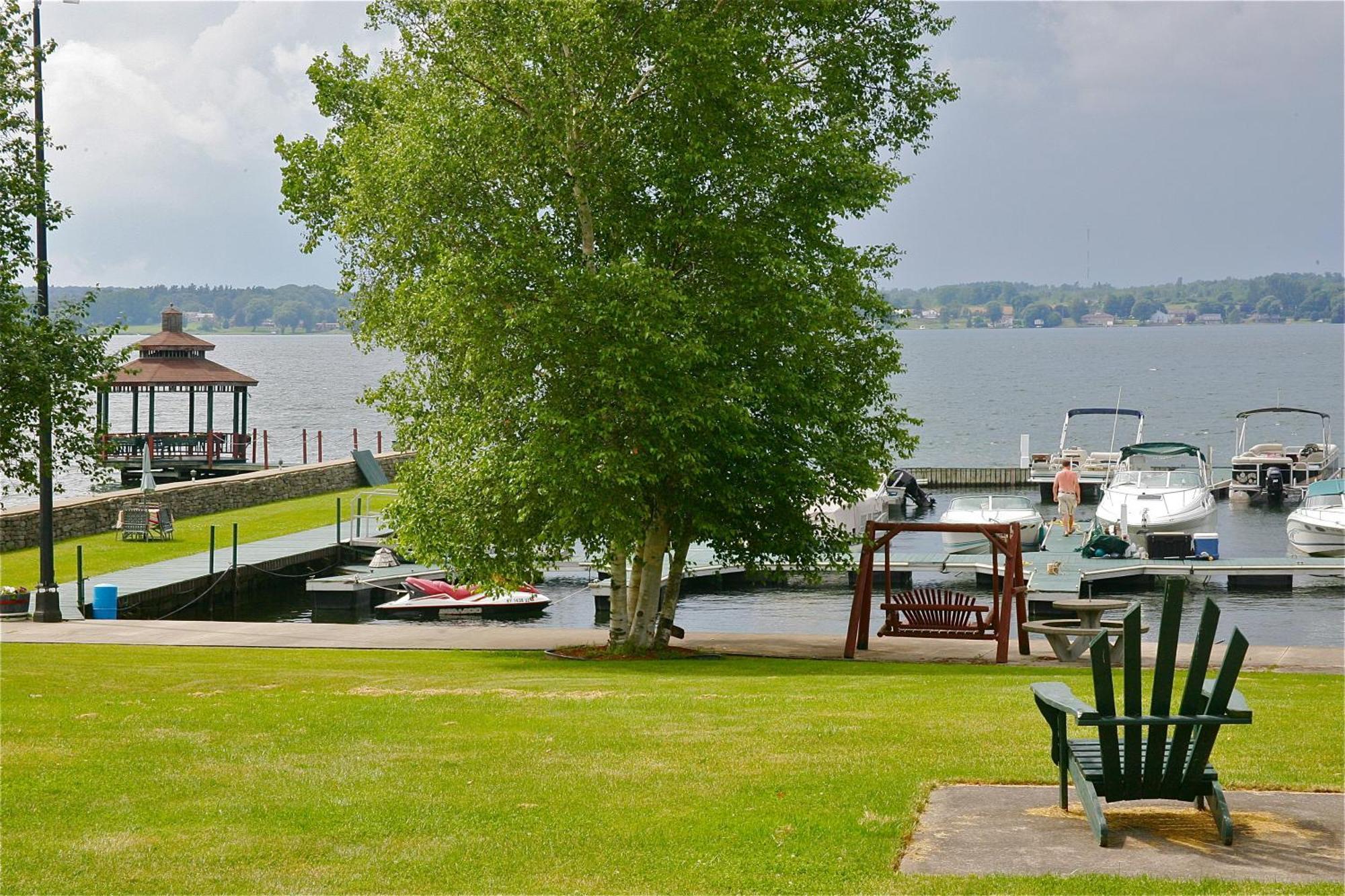 Stone Fence Resort Ogdensburg Eksteriør billede