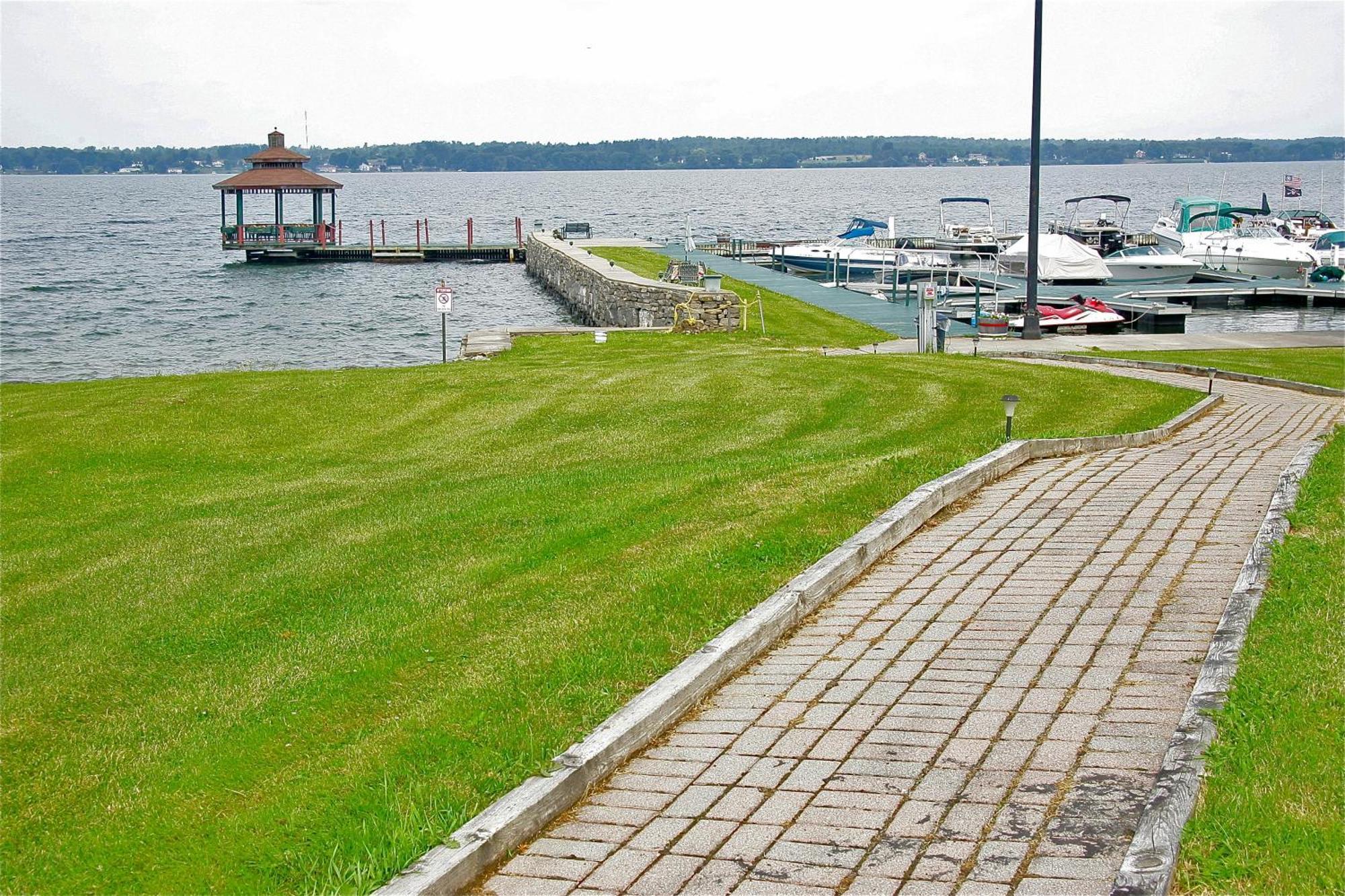 Stone Fence Resort Ogdensburg Eksteriør billede