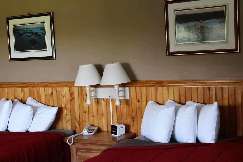 Stone Fence Resort Ogdensburg Eksteriør billede